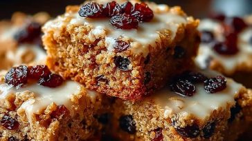 Oatmeal Raisin Cookie Bars